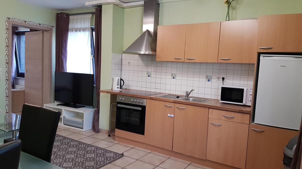 Flats-4U - Cosy, Quite & Clean Apartments In The City Bonn Exterior photo